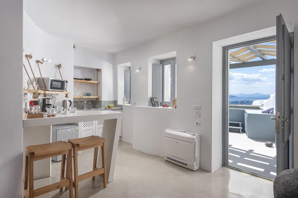 Exclusive Suites Тира Экстерьер фото