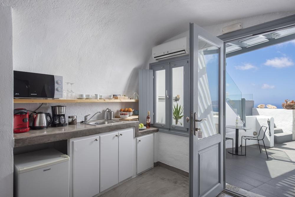Exclusive Suites Тира Экстерьер фото